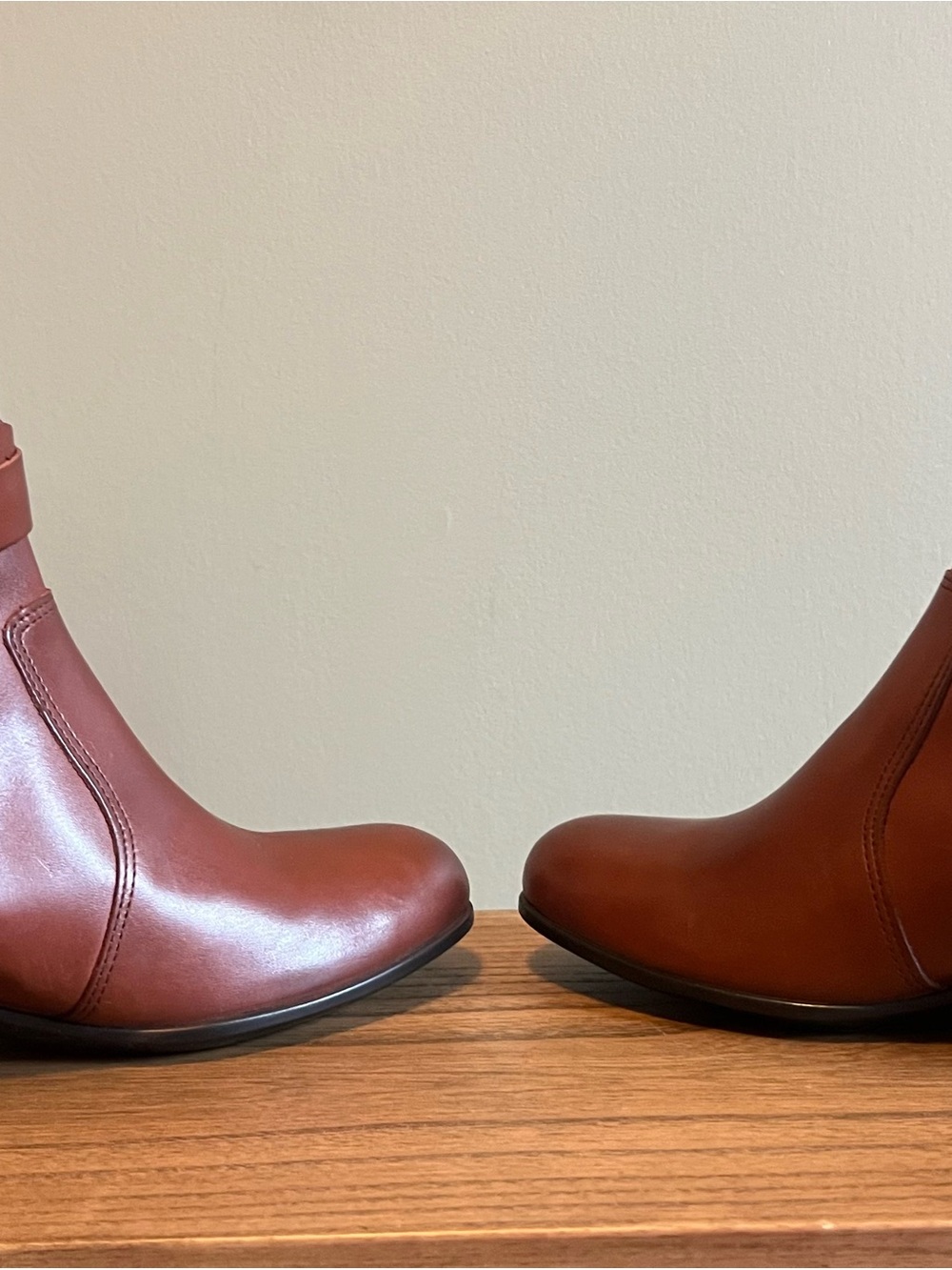 Ecco Brown Leather Ankle Bootie - Picture 11 of 12